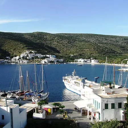 Anna Aparthotel 3*